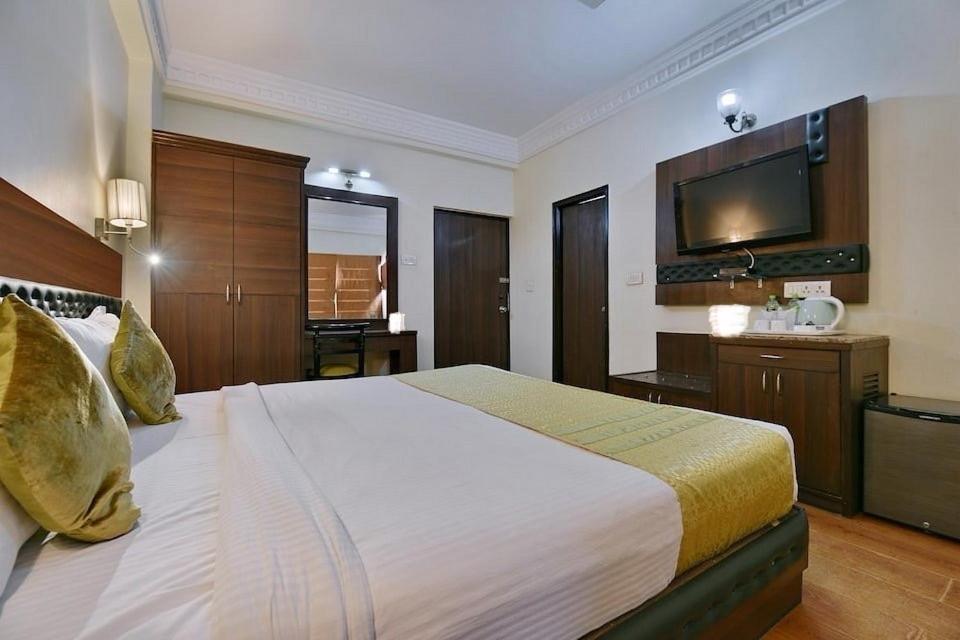 Hotel Empire Regency 자이푸르 외부 사진