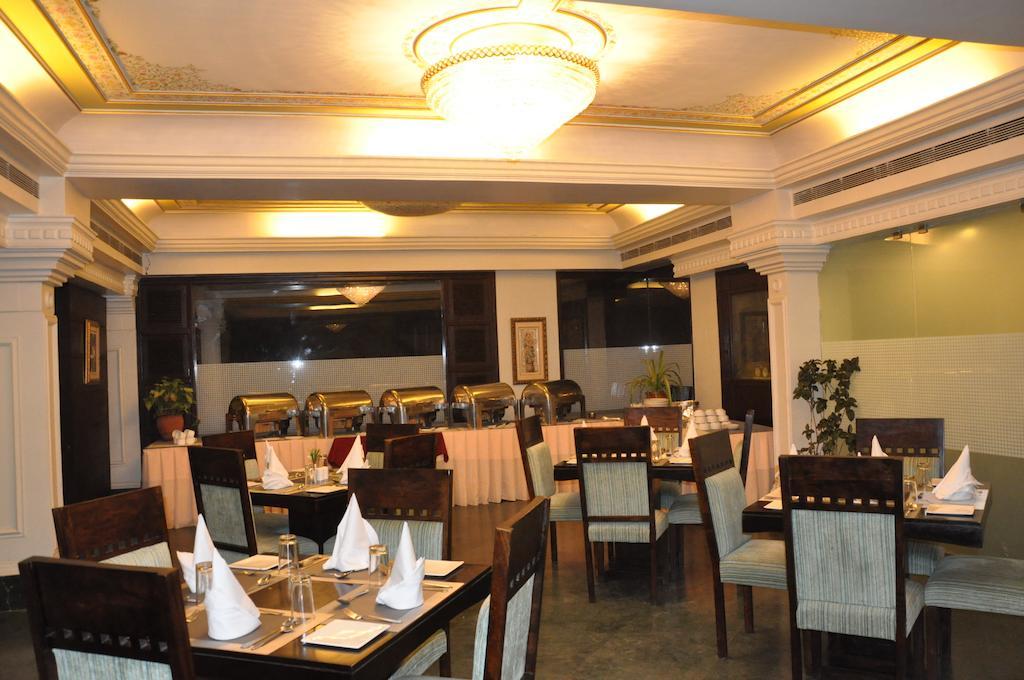 Hotel Empire Regency 자이푸르 외부 사진